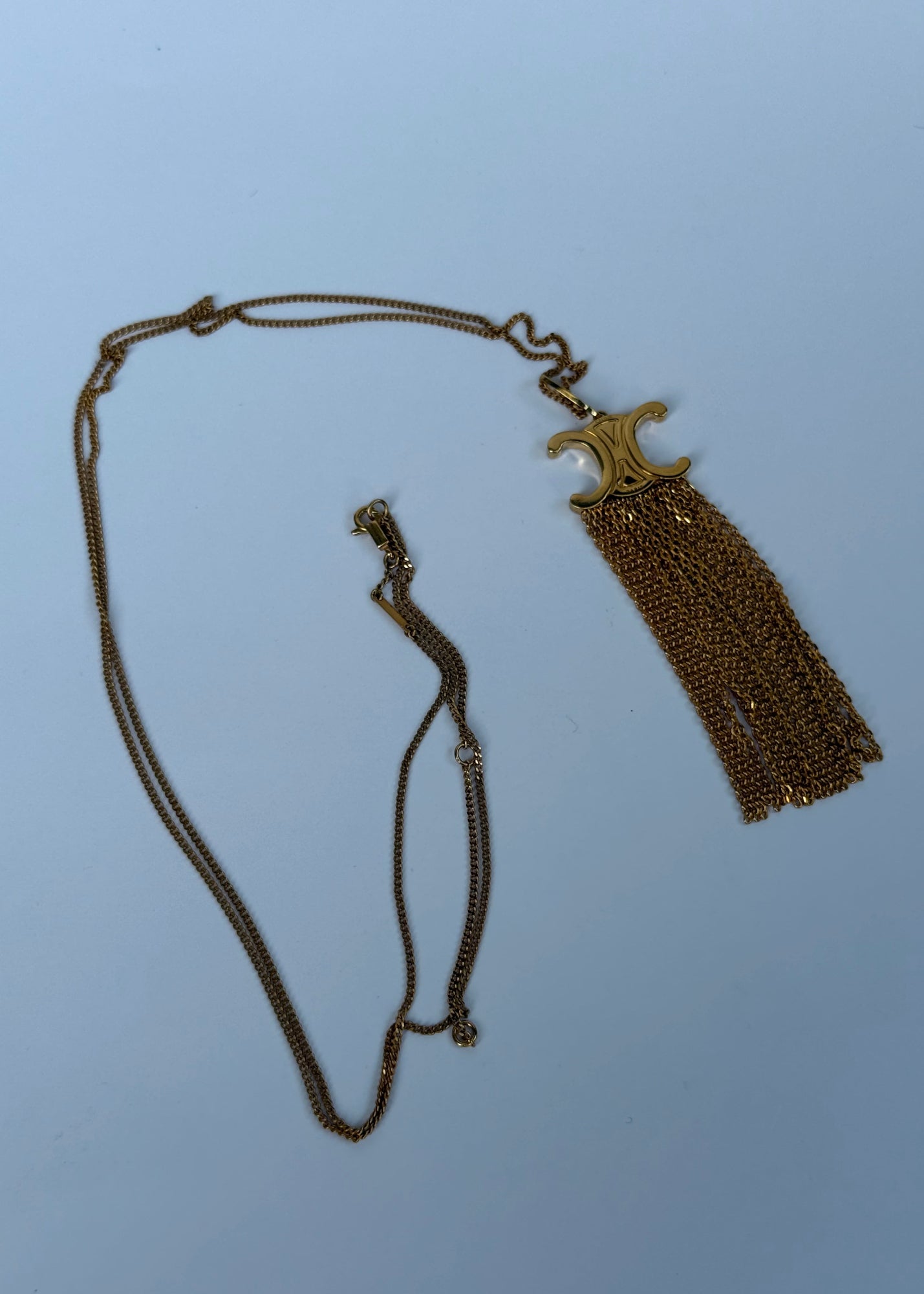 Celine Collana Triomphe Lunga con Frange in Ottone Finitura Oro