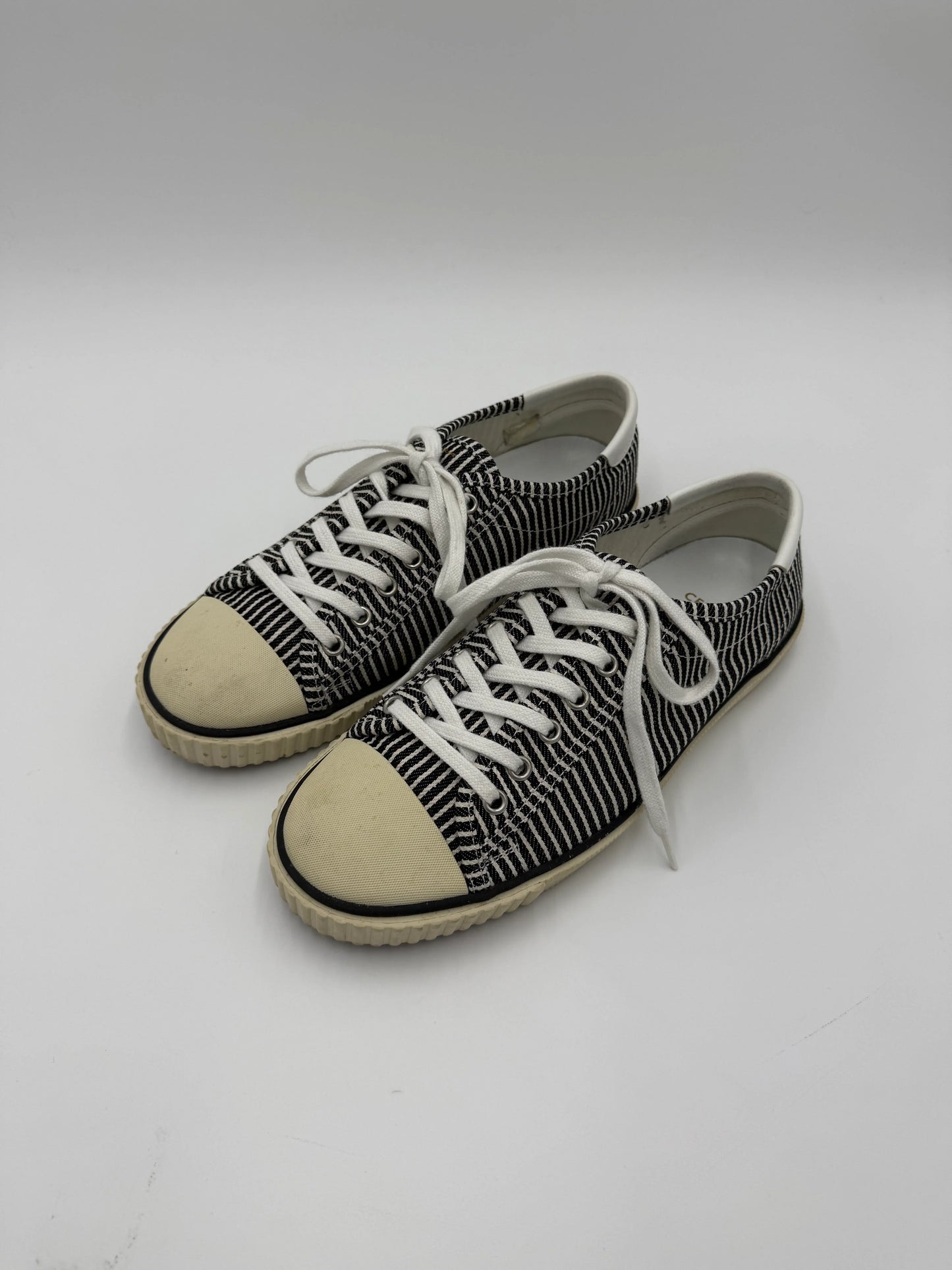 Celine-Sneakers-Low-Top-in-Tela-a-Righe-Nere-e-Bianche-69234168136004 - Pally Vintage Closet