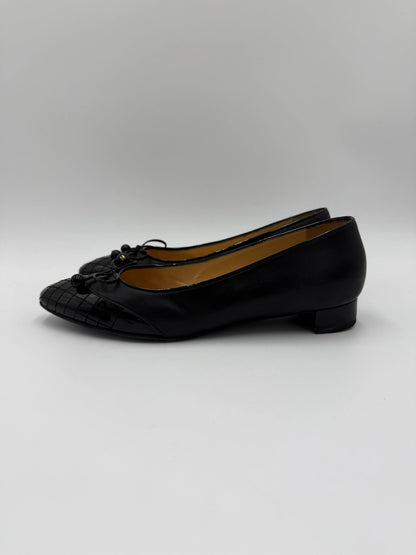 Chanel-Ballerine-Vintage-Pelle-Nera-e-Punta-Matelass-70263873929540 - Pally Vintage Closet