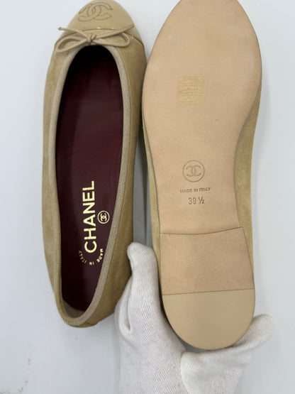 Chanel Beige Suede and Patent Leather Ballerinas