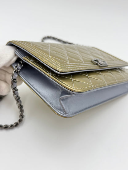 Chanel Borsa Boy Wallet on Chain Matelassé in Vernice Oro - Pally Vintage Closet