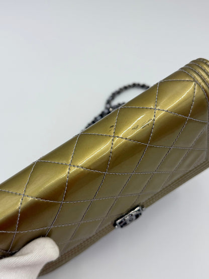 Chanel Borsa Boy Wallet on Chain Matelassé in Vernice Oro - Pally Vintage Closet
