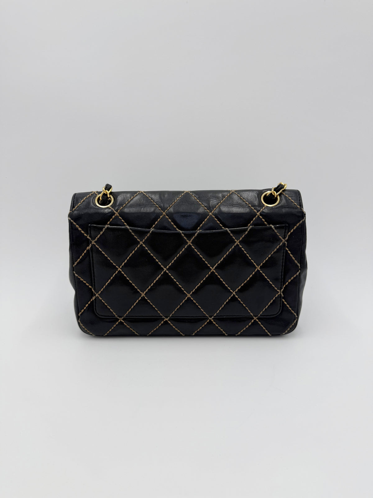 Chanel Borsa Classic Flap Vintage Nera con Cuciture Beige - Pally Vintage Closet