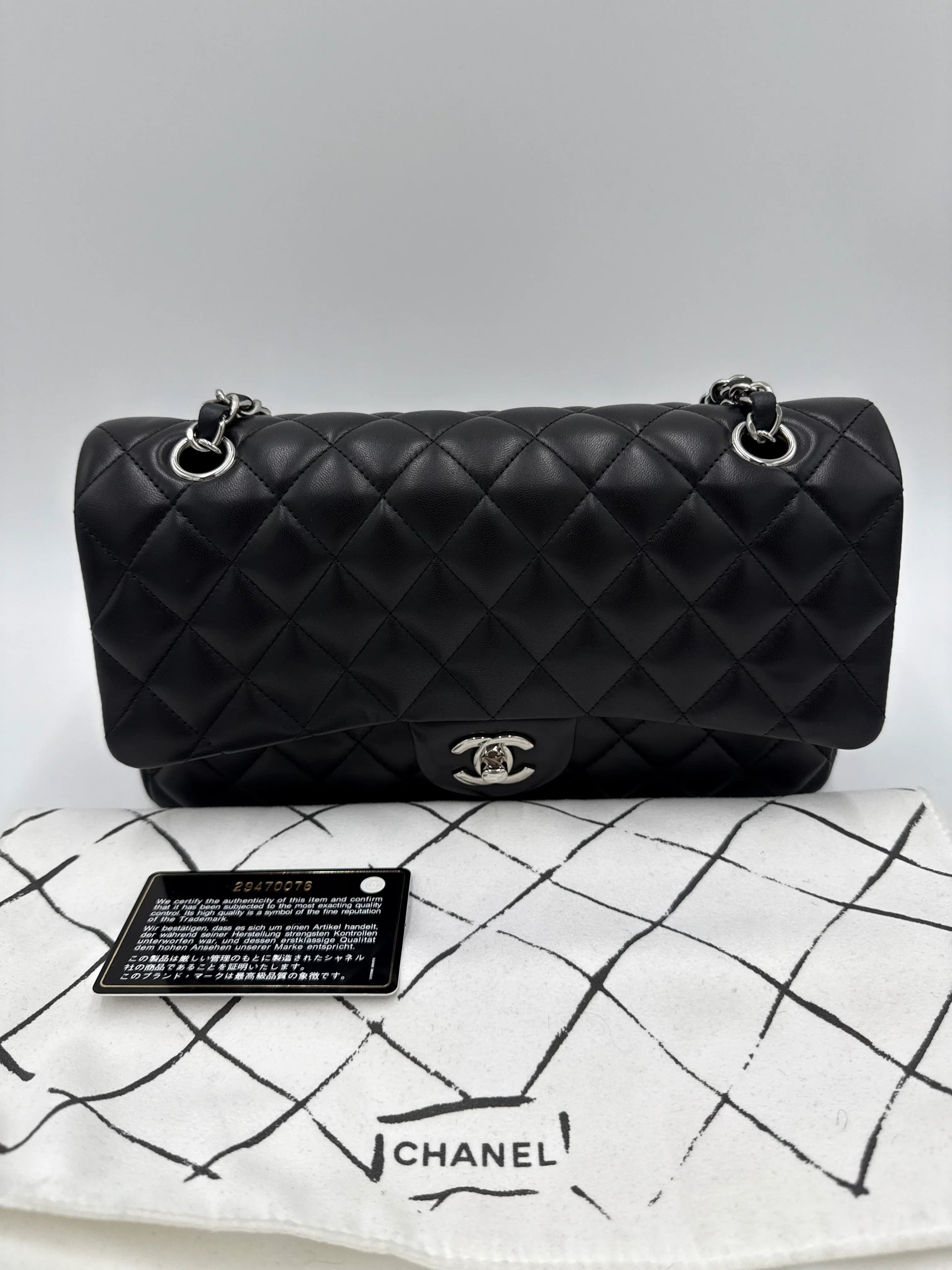 0C264159-810C-44AB-8BC7-6A1353735487 - Pally Vintage Closet