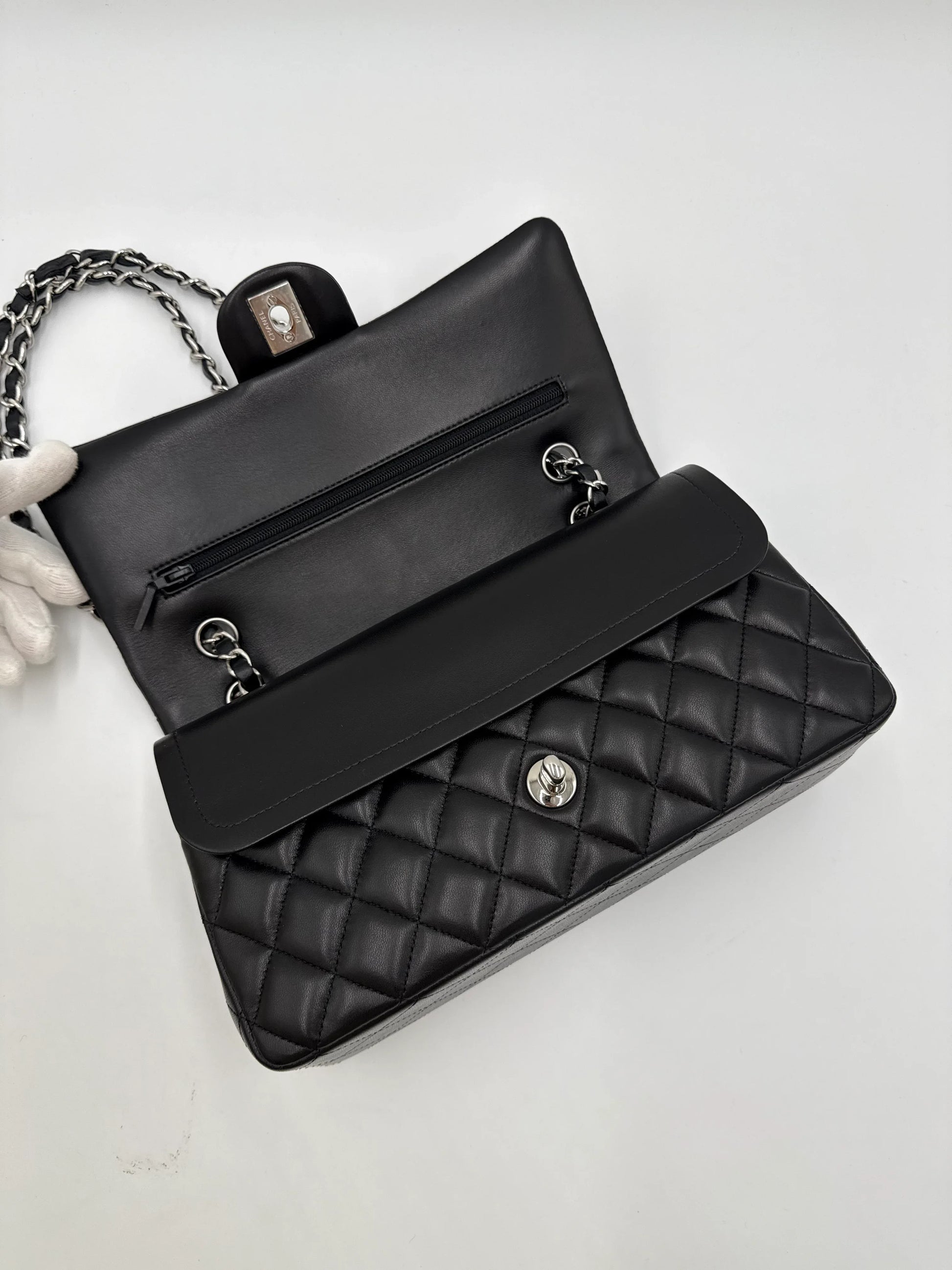 2FD0D47E-688B-432F-AA94-553325E8F3C9 - Pally Vintage Closet