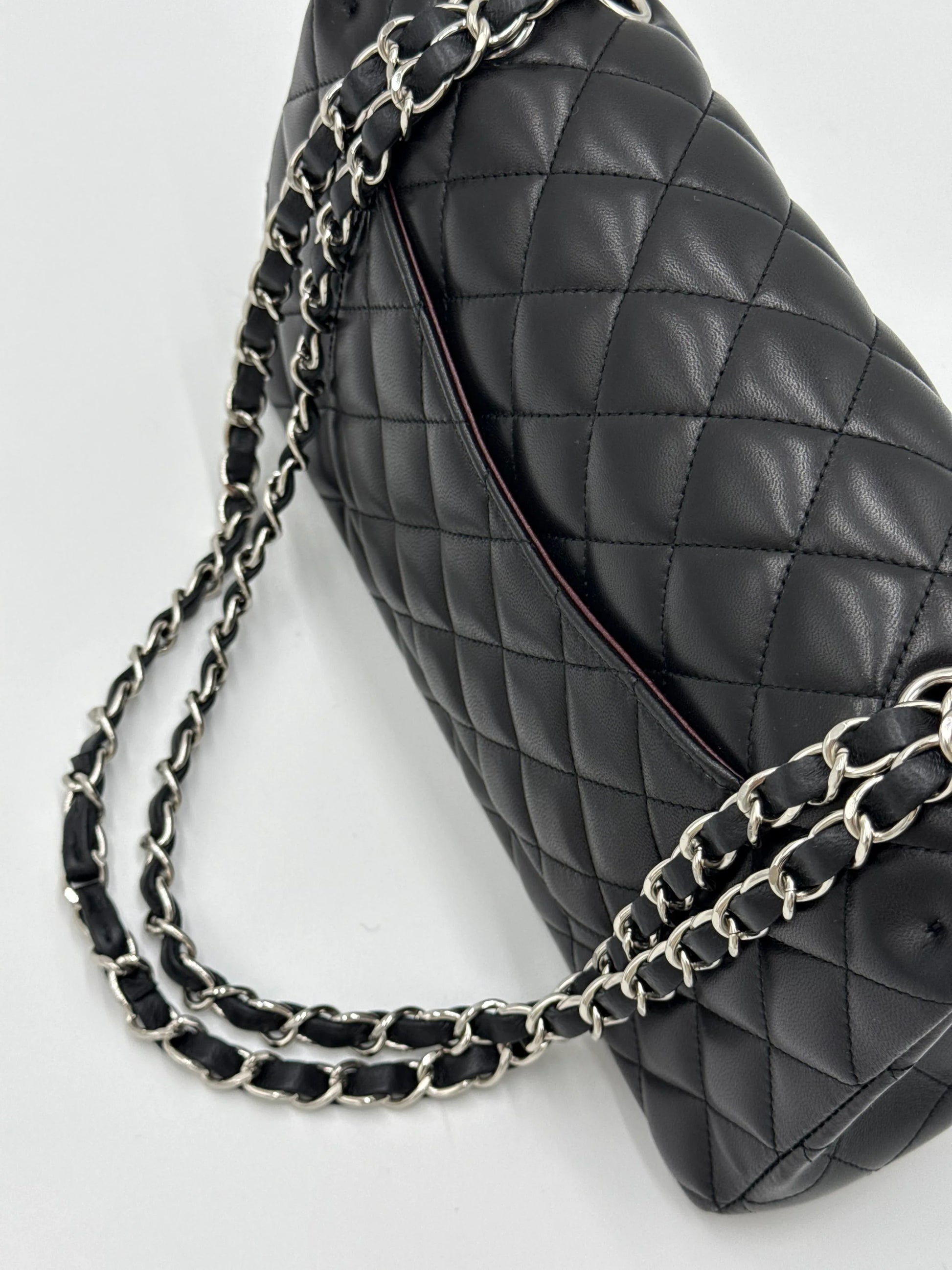 F04D72A2-7F40-4FED-A5FD-E466C38F02E1 - Pally Vintage Closet