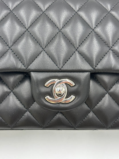 8EA5897E-6EA0-4A73-8511-BC11906A4848 - Pally Vintage Closet