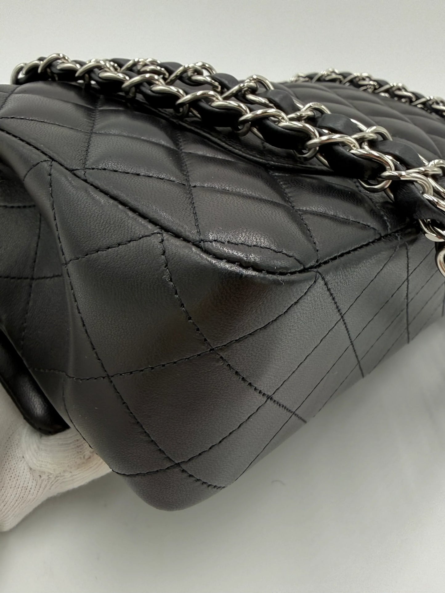 0CB9AB90-F0F9-4A0D-82E4-FDE72A57EE81 - Pally Vintage Closet