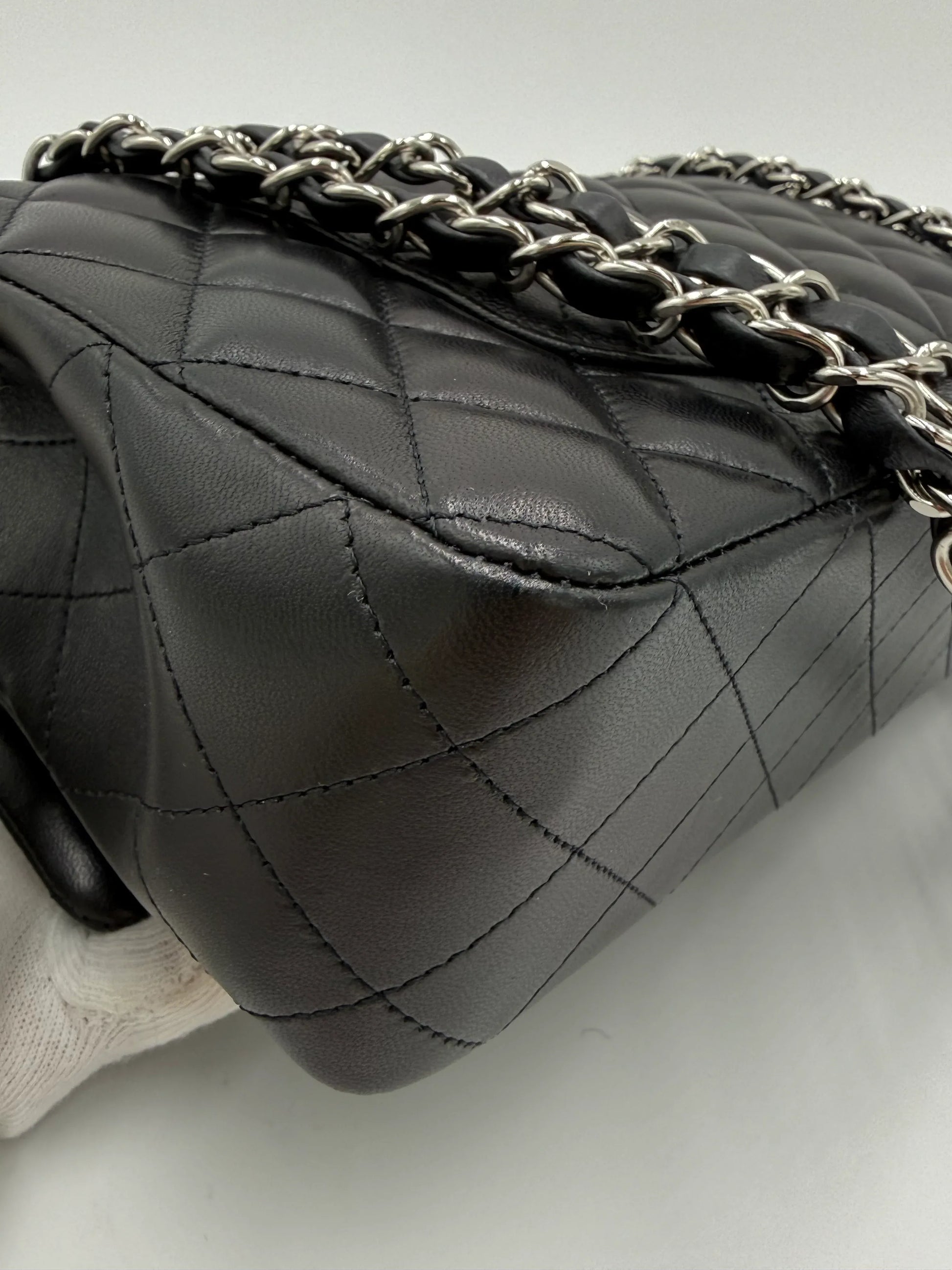 0CB9AB90-F0F9-4A0D-82E4-FDE72A57EE81 - Pally Vintage Closet