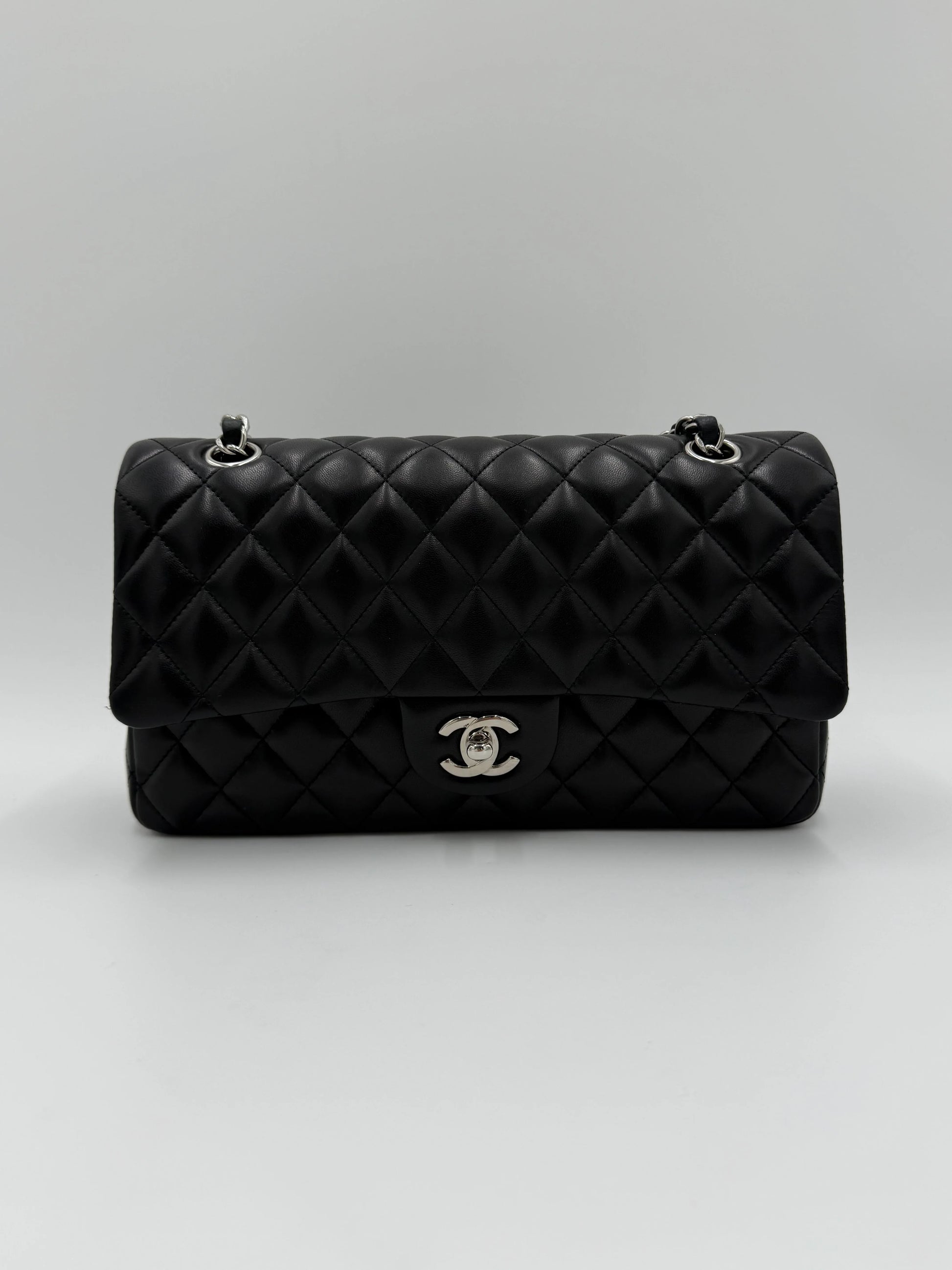 99BFA9AC-1A5B-4DA7-9C52-D48A36BA4234 - Pally Vintage Closet