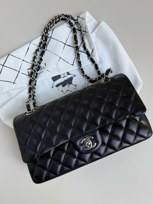 Chanel Borsa Classic Medium Double Flap Pelle d’Agnello Nera e Hardware Silver - Pally Vintage Closet