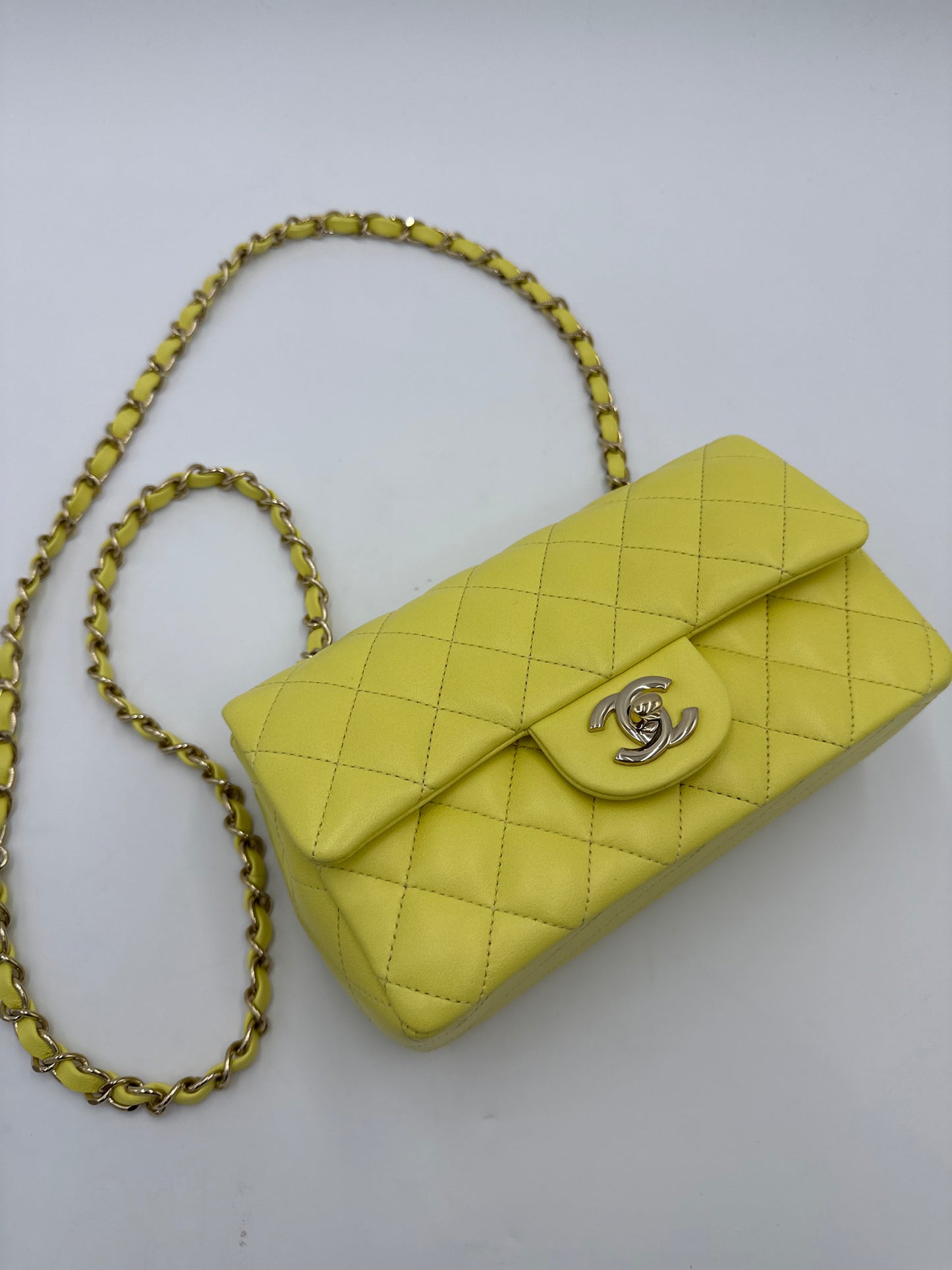 Chanel Borsa Classic Mini Rectangular Flap Bag Giallo Pastello