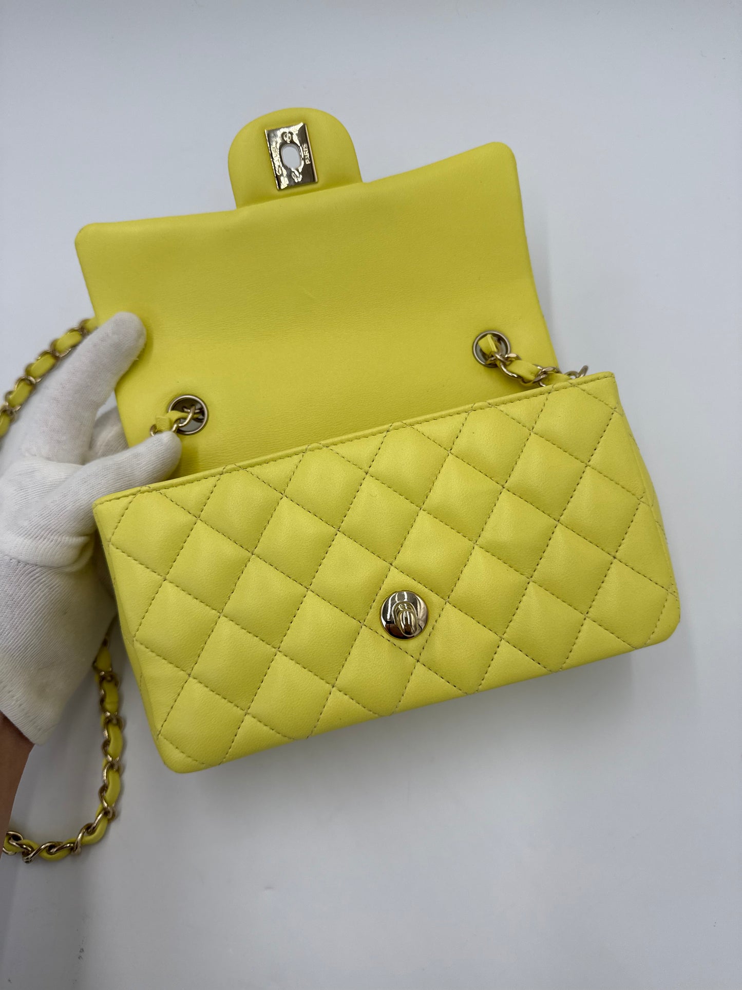Chanel Borsa Classic Mini Rectangular Flap Bag Giallo Pastello