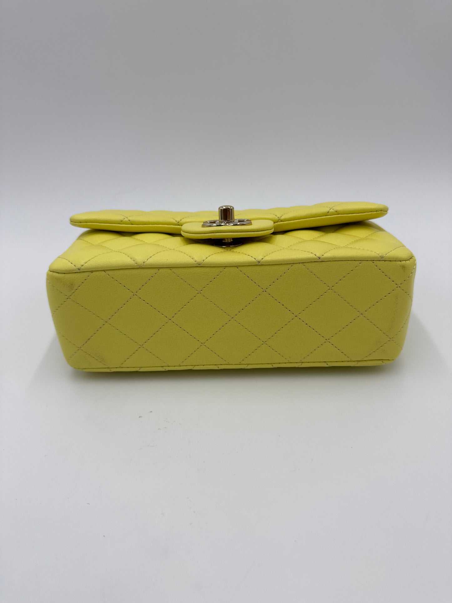 Chanel Borsa Classic Mini Rectangular Flap Bag Giallo Pastello