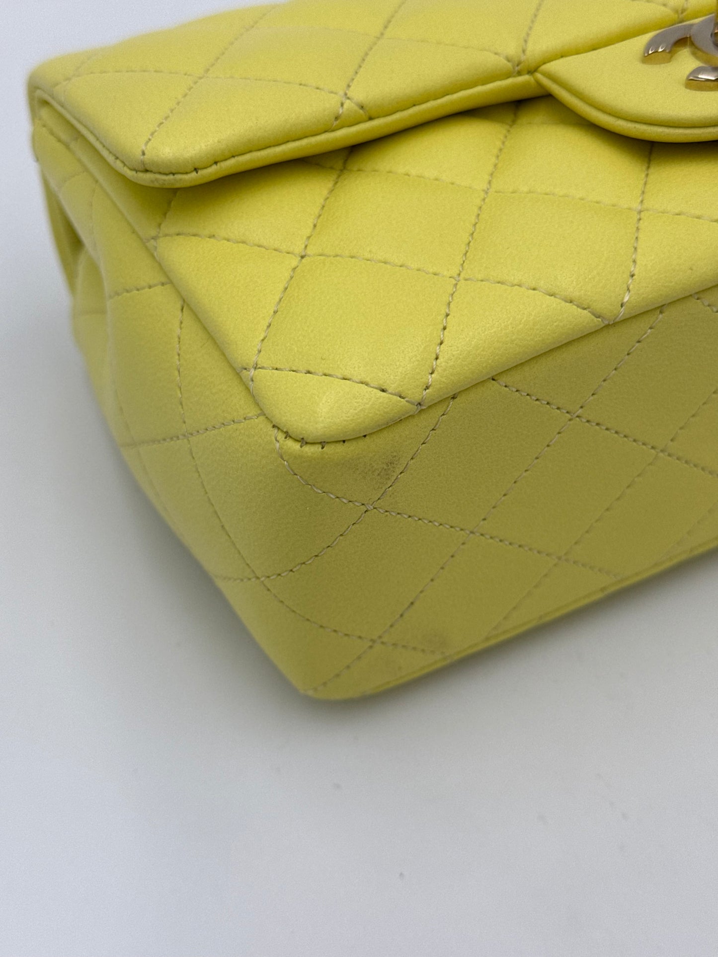Chanel Borsa Classic Mini Rectangular Flap Bag Giallo Pastello