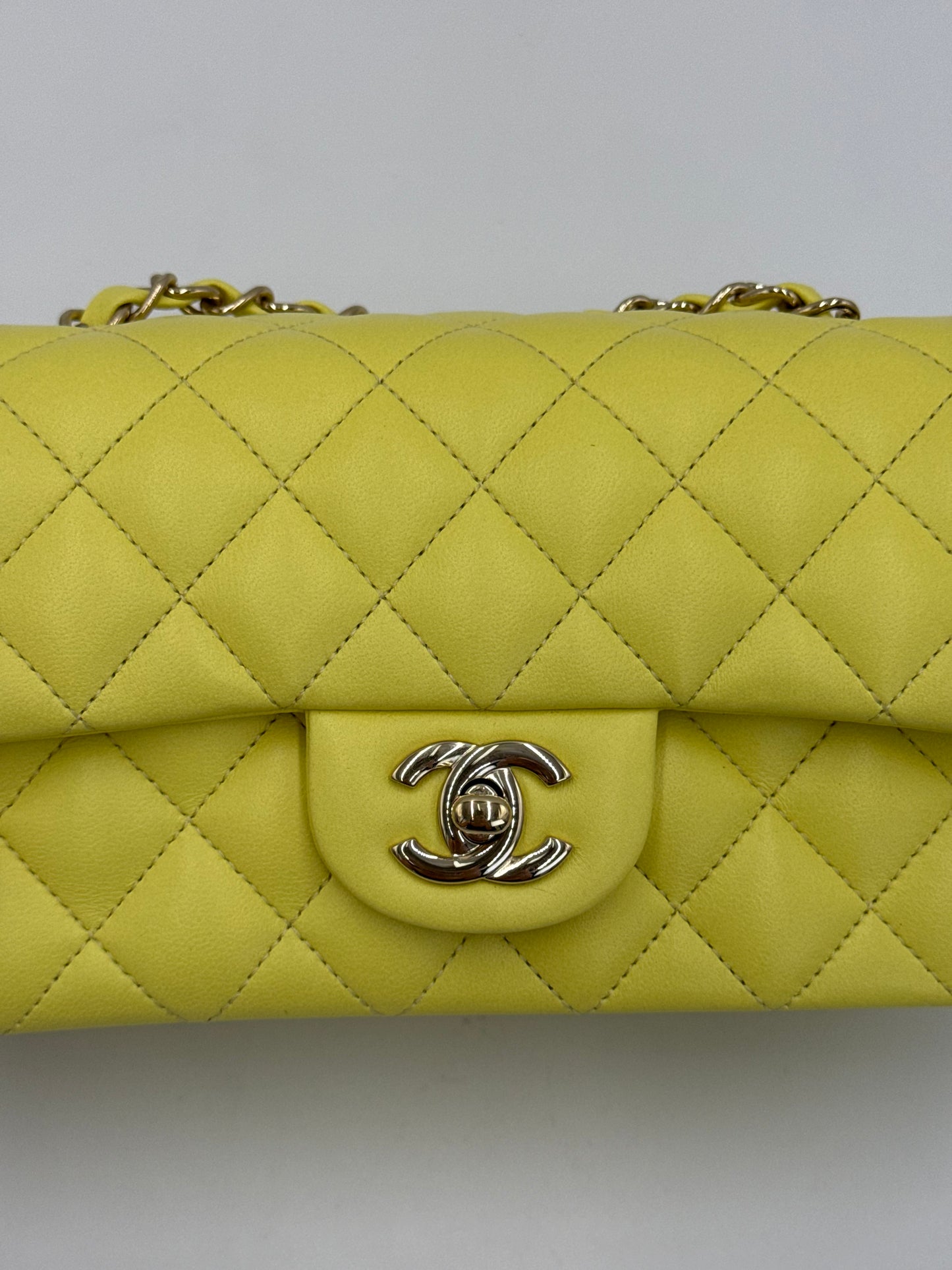 Chanel Borsa Classic Mini Rectangular Flap Bag Giallo Pastello