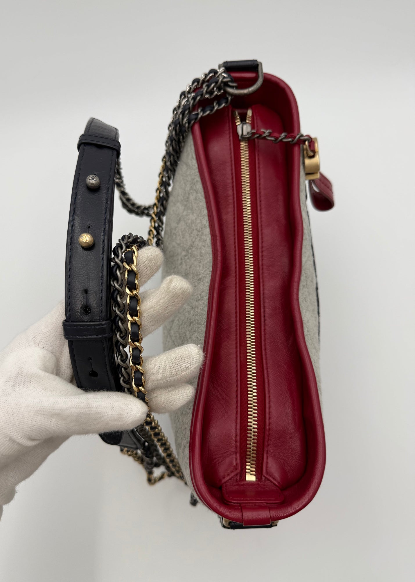 Chanel Borsa Gabrielle in Tweed Grigio e Pelle Blu