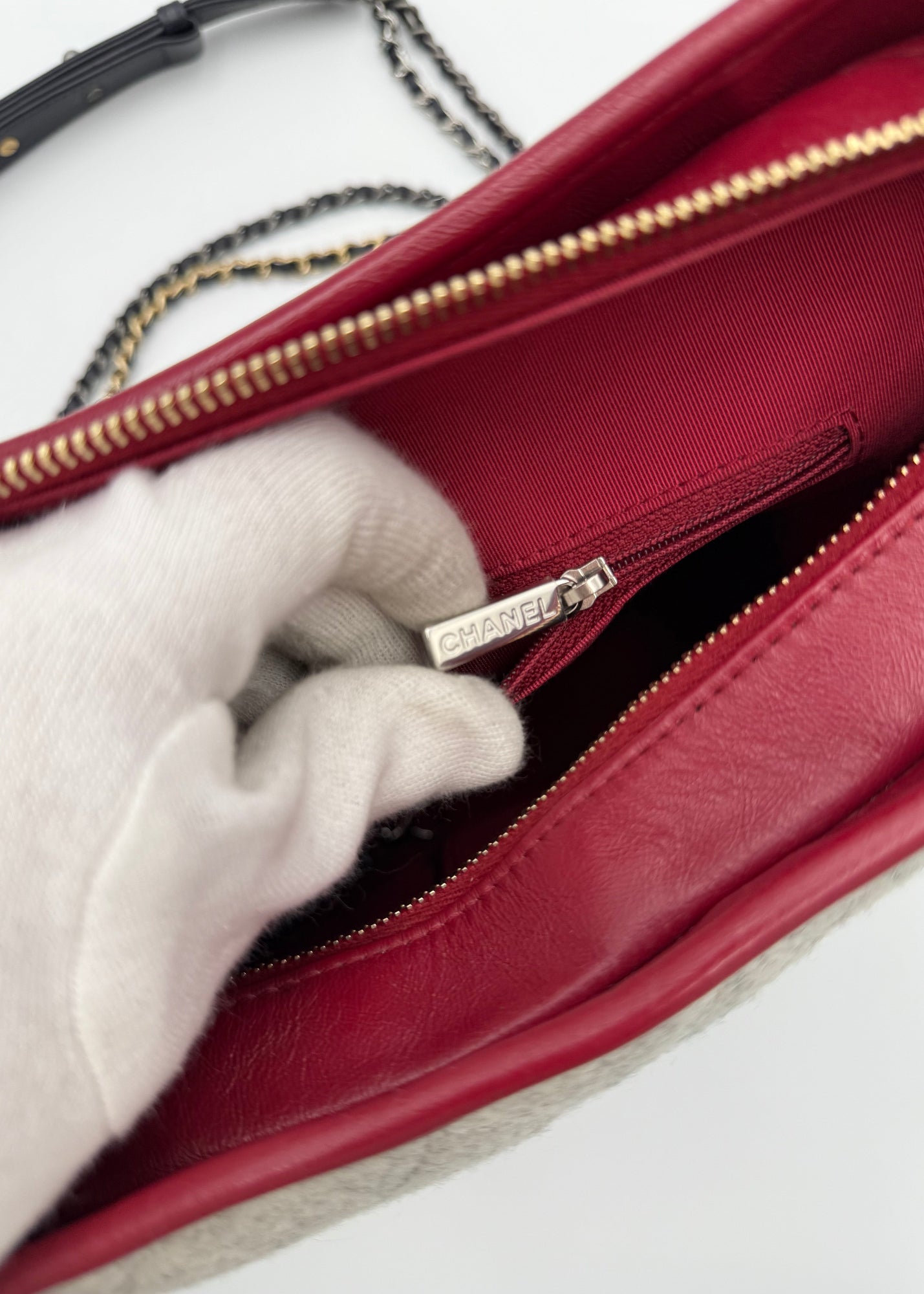 Chanel Borsa Gabrielle in Tweed Grigio e Pelle Blu