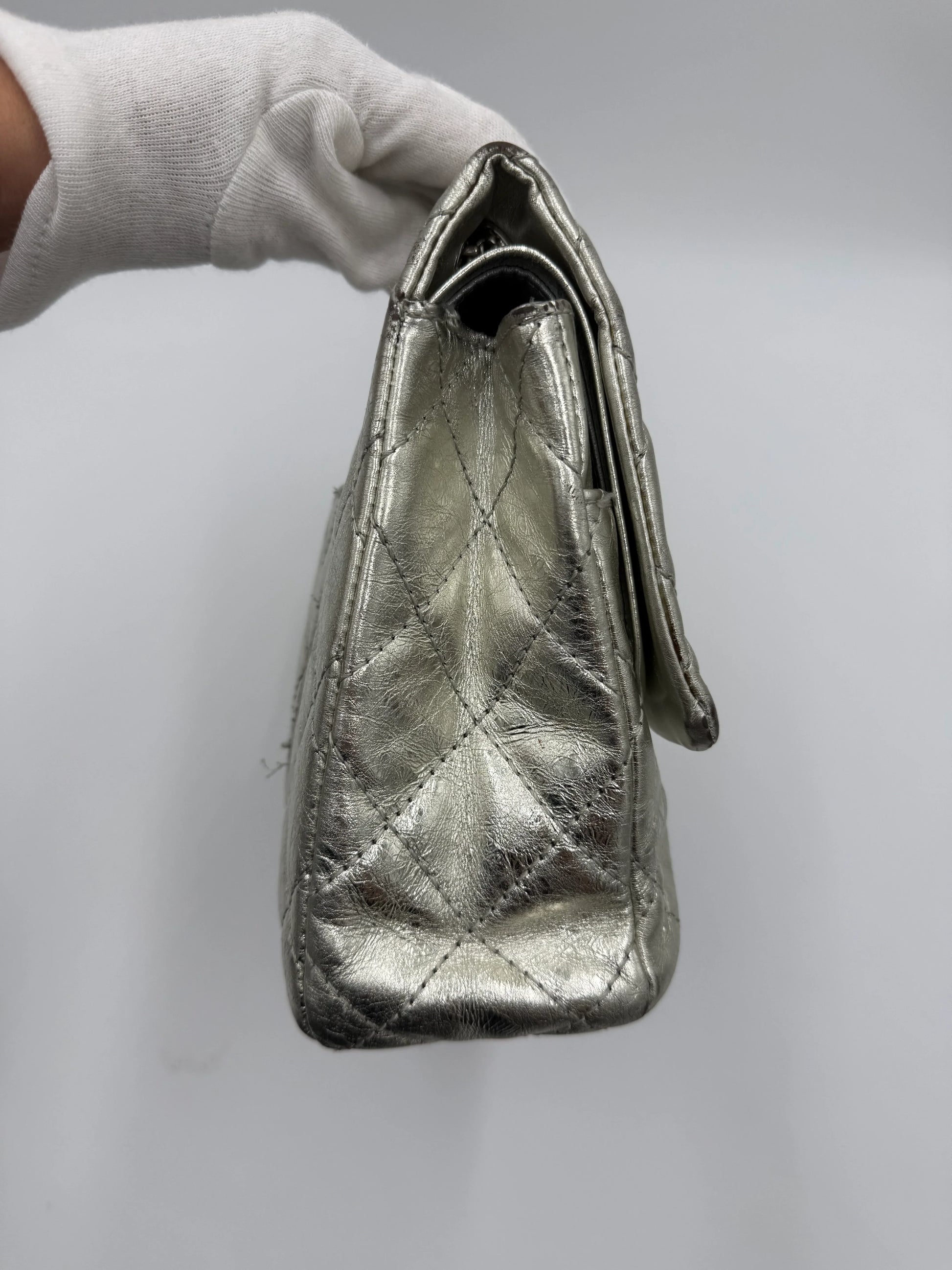 Chanel-Borsa-Reissue-2-55-Classic-227-Jumbo-Argento-Metallizzato-68801295909188 - Pally Vintage Closet