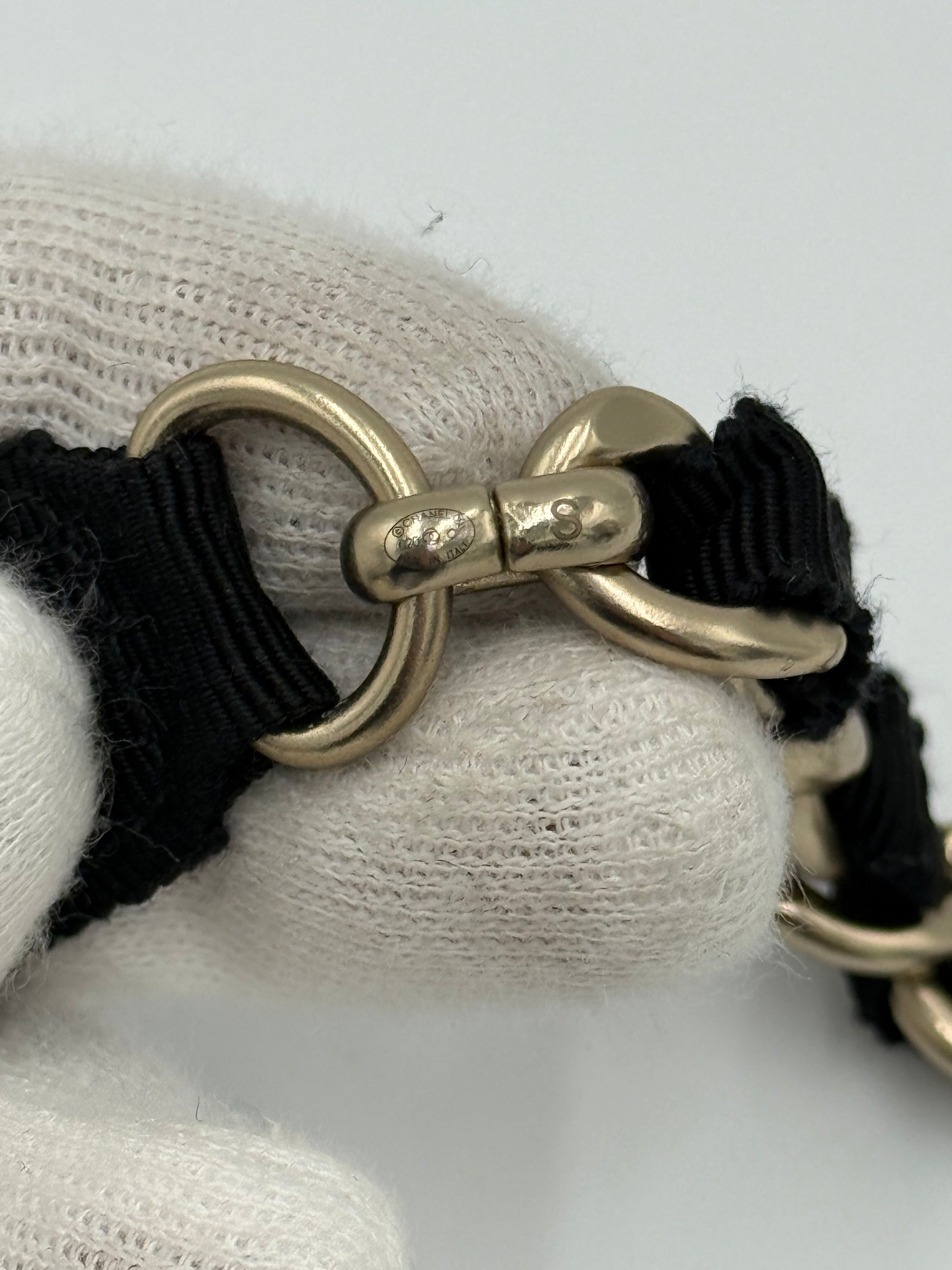 Chanel Cintura a Catena con Nastro in Gros-Grain e Fiocco - Pally Vintage Closet