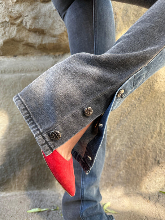 Chanel-Jeans-Vintage-Denim-Bi-Color-con-Bottoni-Gioiello-CC-70587705262404 - Pally Vintage Closet