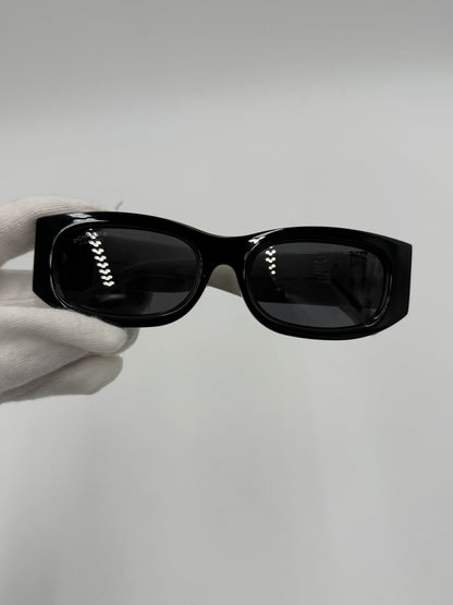 Chanel-Occhiali-da-Sole-Rettangolari-Bicolore-con-Logo-CC-68446101963076 - Pally Vintage Closet