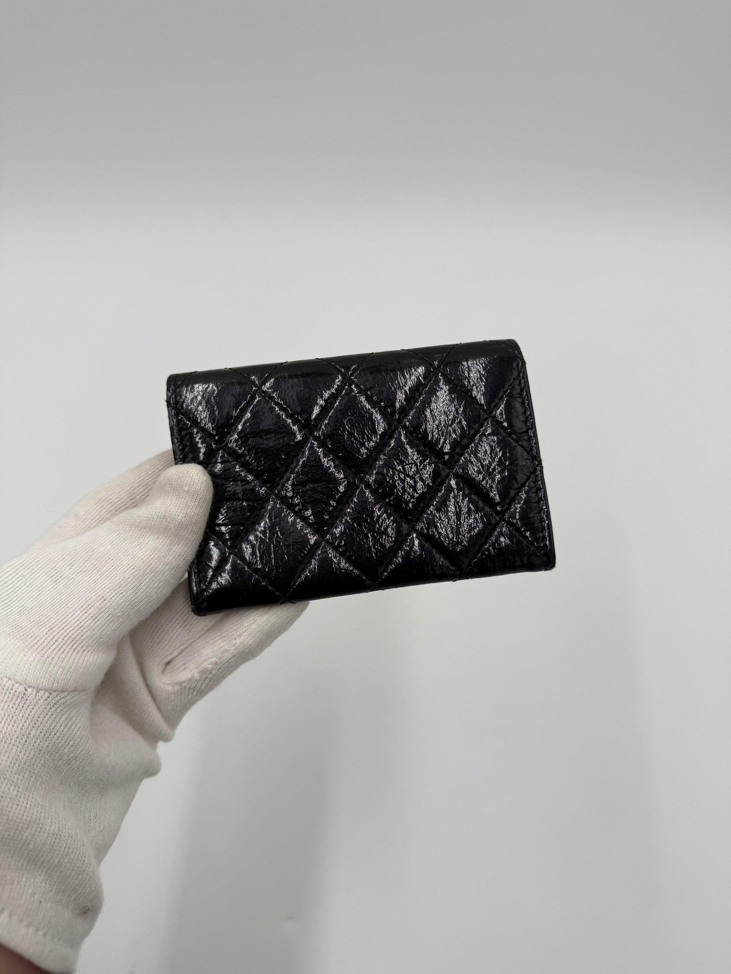 Chanel-Portacarte-e-Portamonete-Matelass-in-Pelle-Lucida-Nero-70560868499780 - Pally Vintage Closet