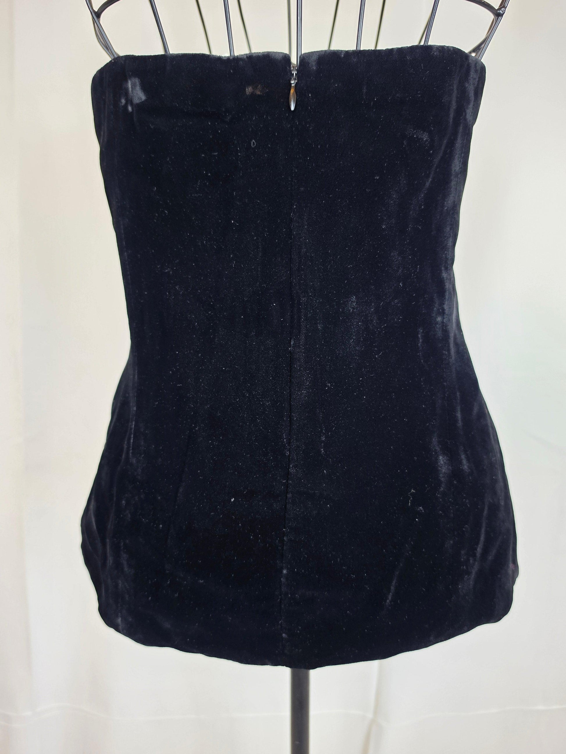 Chanel-Top-Vintage-Senza-Spalline-in-Velluto-Nero-70401927283012 - Pally Vintage Closet