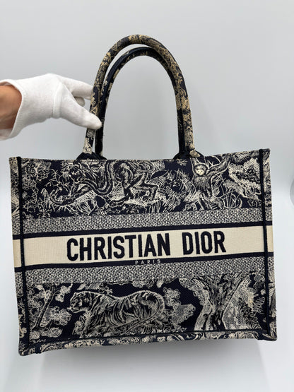 Christian-Dior-Borsa-Book-Tote-Toile-de-Jouy-Sauvage-Blu-Navy-e-Crema-70493928292676 - Pally Vintage Closet