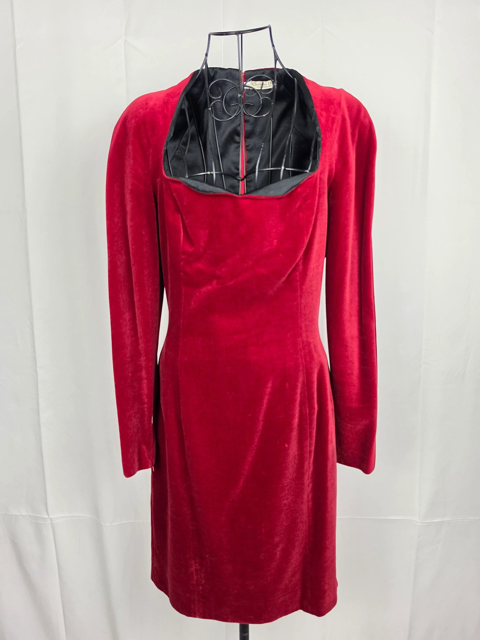 Christian-Dior-Coordonn-s-Abito-Vintage-in-Velluto-Rosso-Cremisi-70263499096388 - Pally Vintage Closet