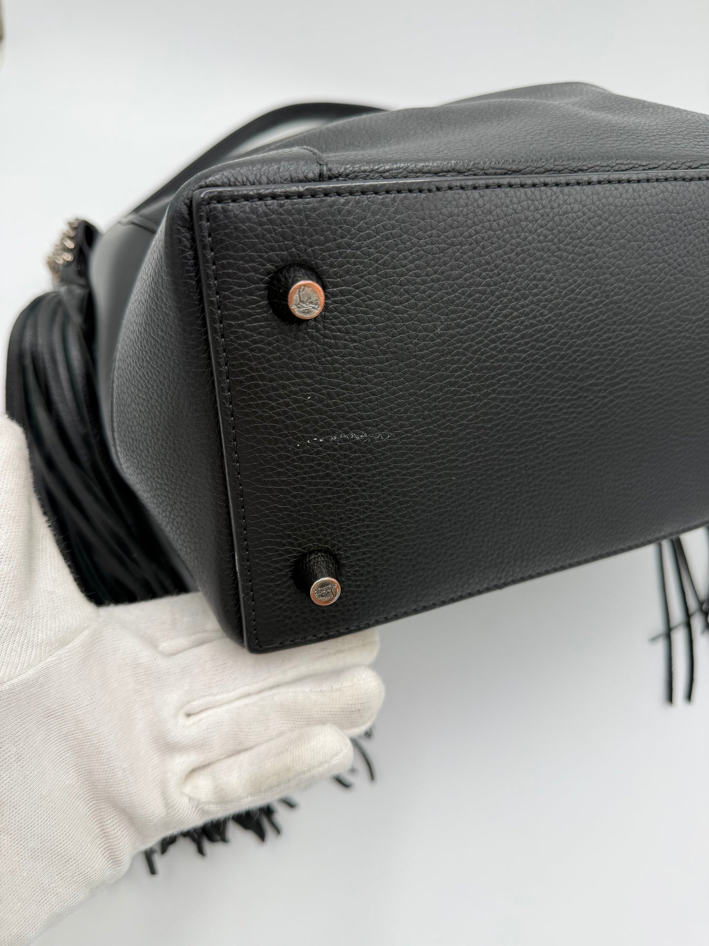 Christian Louboutin Borsa Eloise a Spalla con Borchie e Frange Nera - Pally Vintage Closet