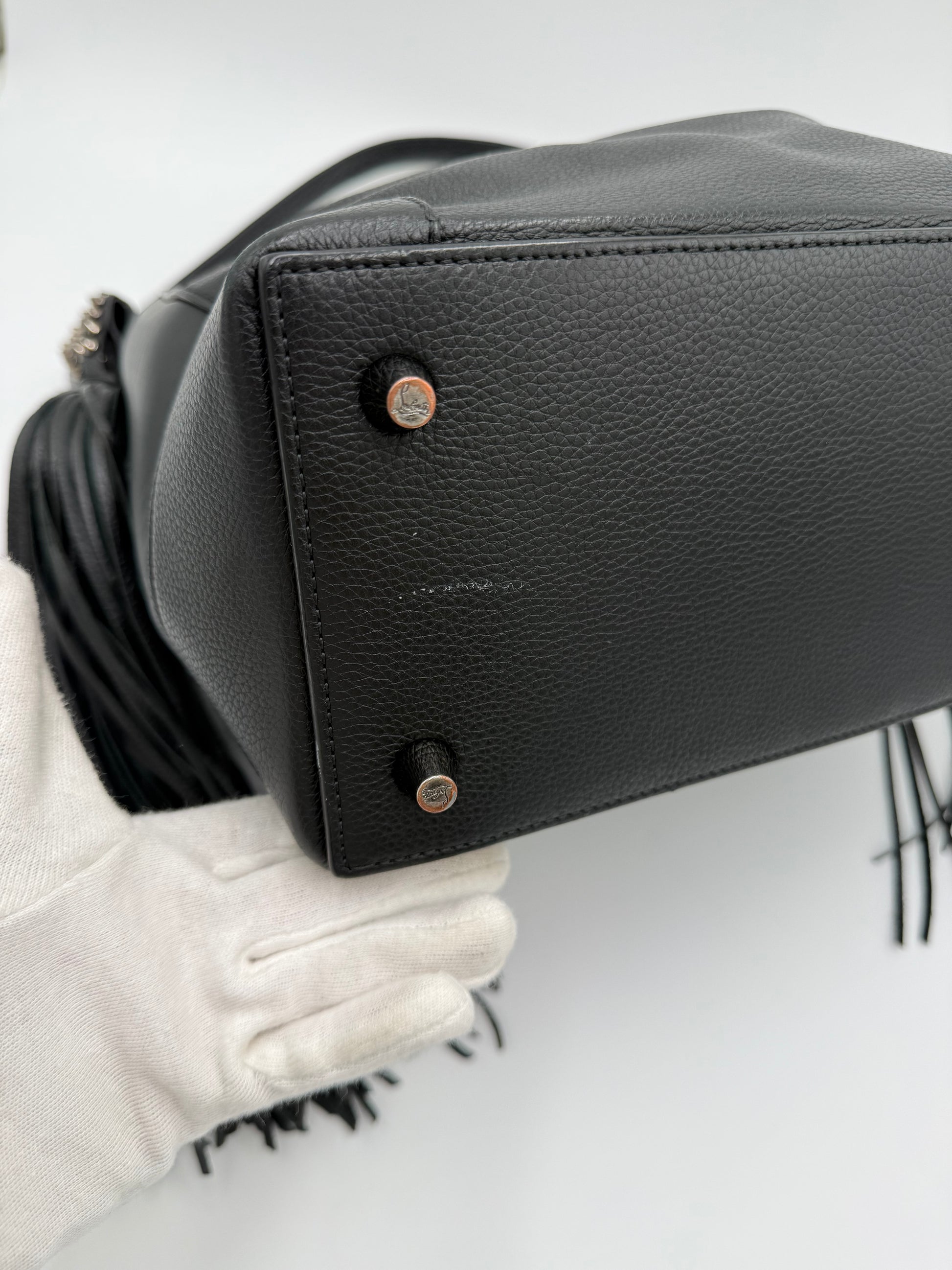 Christian Louboutin Borsa Eloise a Spalla con Borchie e Frange Nera - Pally Vintage Closet