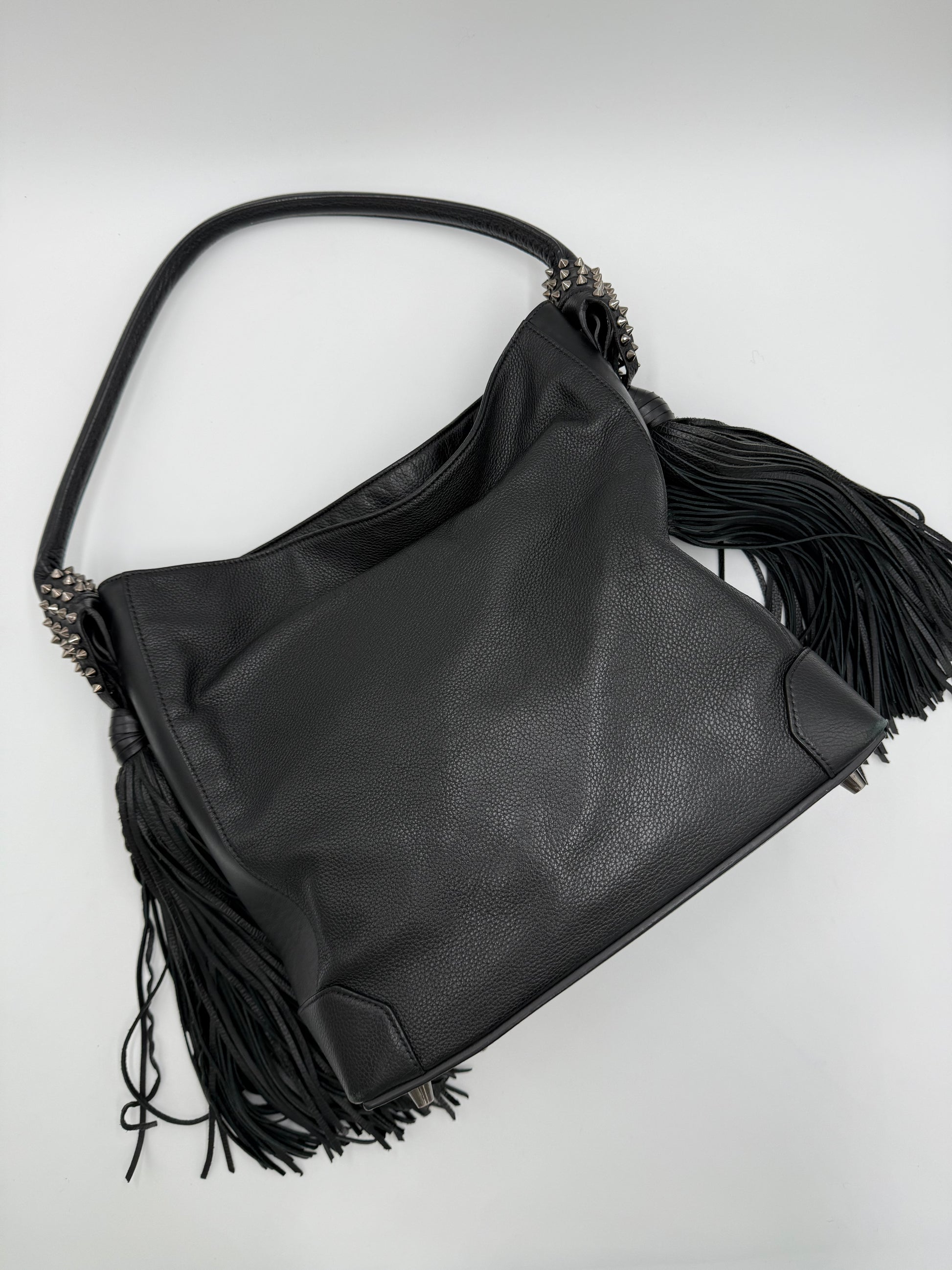 Christian Louboutin Borsa Eloise a Spalla con Borchie e Frange Nera - Pally Vintage Closet