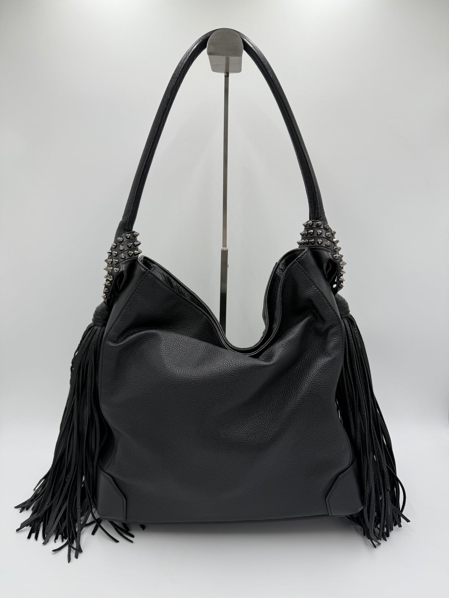 Christian Louboutin Borsa Eloise a Spalla con Borchie e Frange Nera - Pally Vintage Closet