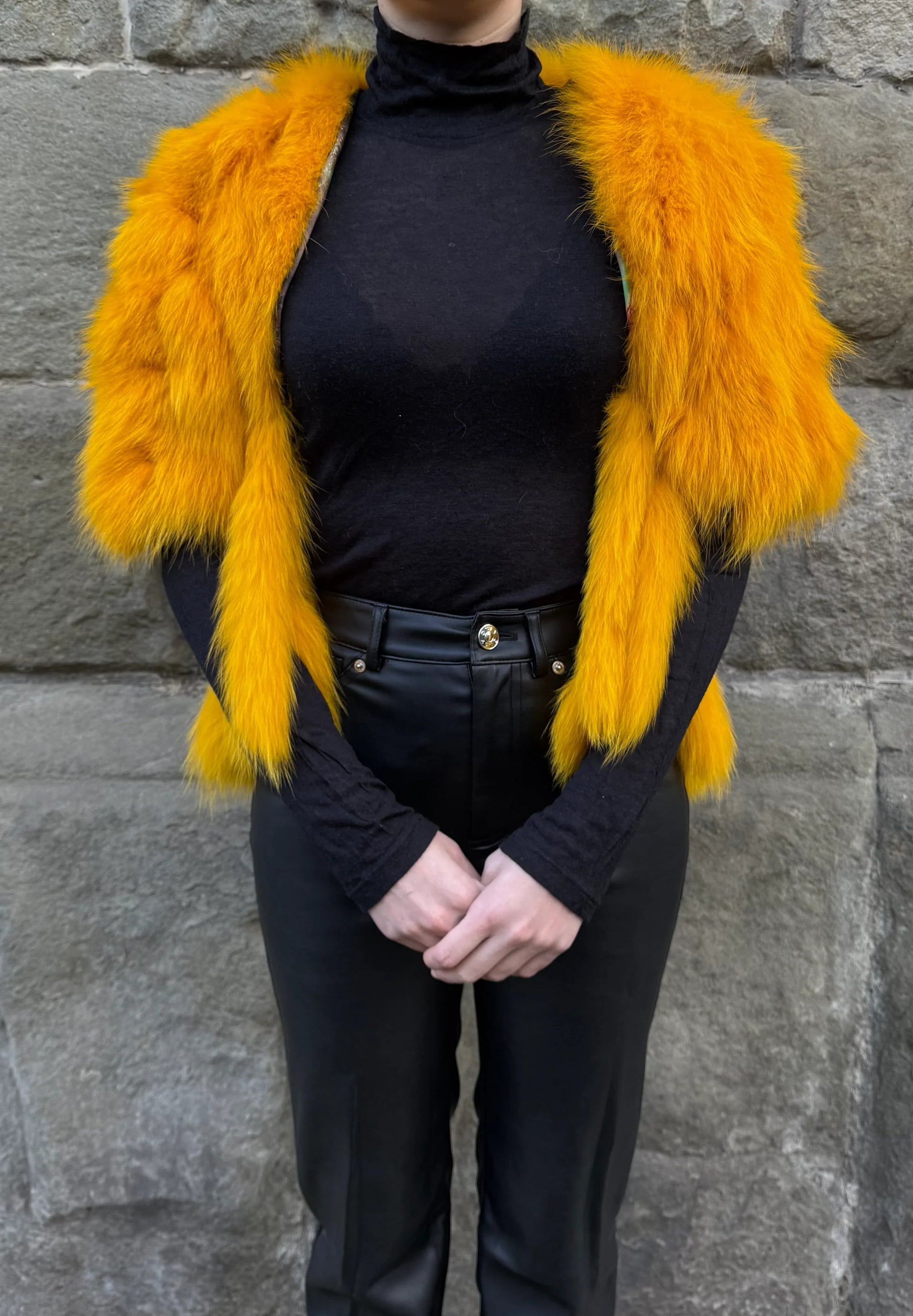 D&G Dolce e Gabbana Pelliccia Vintage con Interno Art-Print Giallo - Pally Vintage Closet