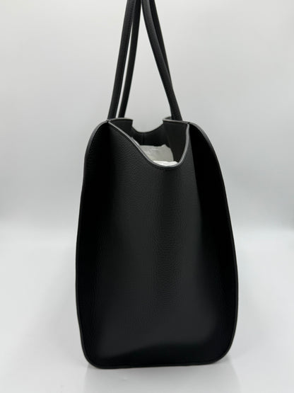 The Row Borsa Tote Marlo in Pelle Granulata Nera