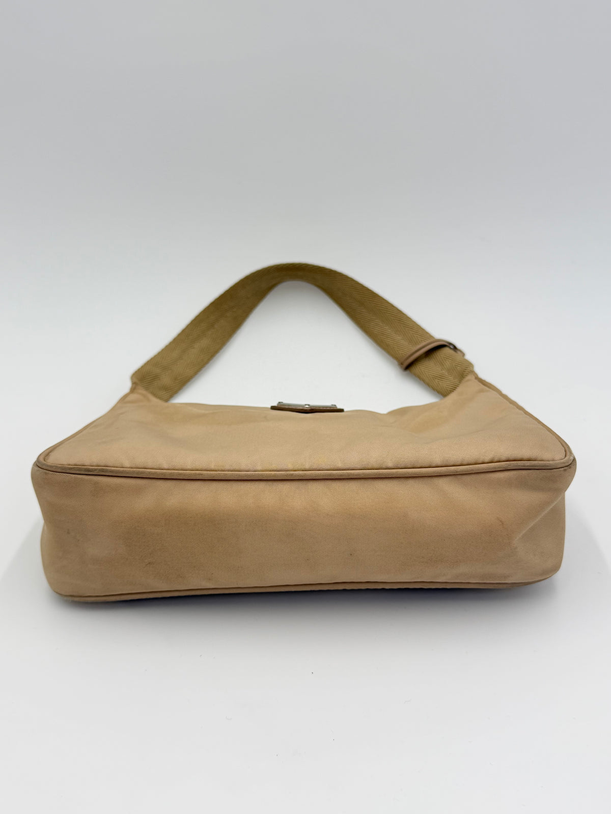Prada Re-Edition 2000 Beige Nylon Shoulder Bag