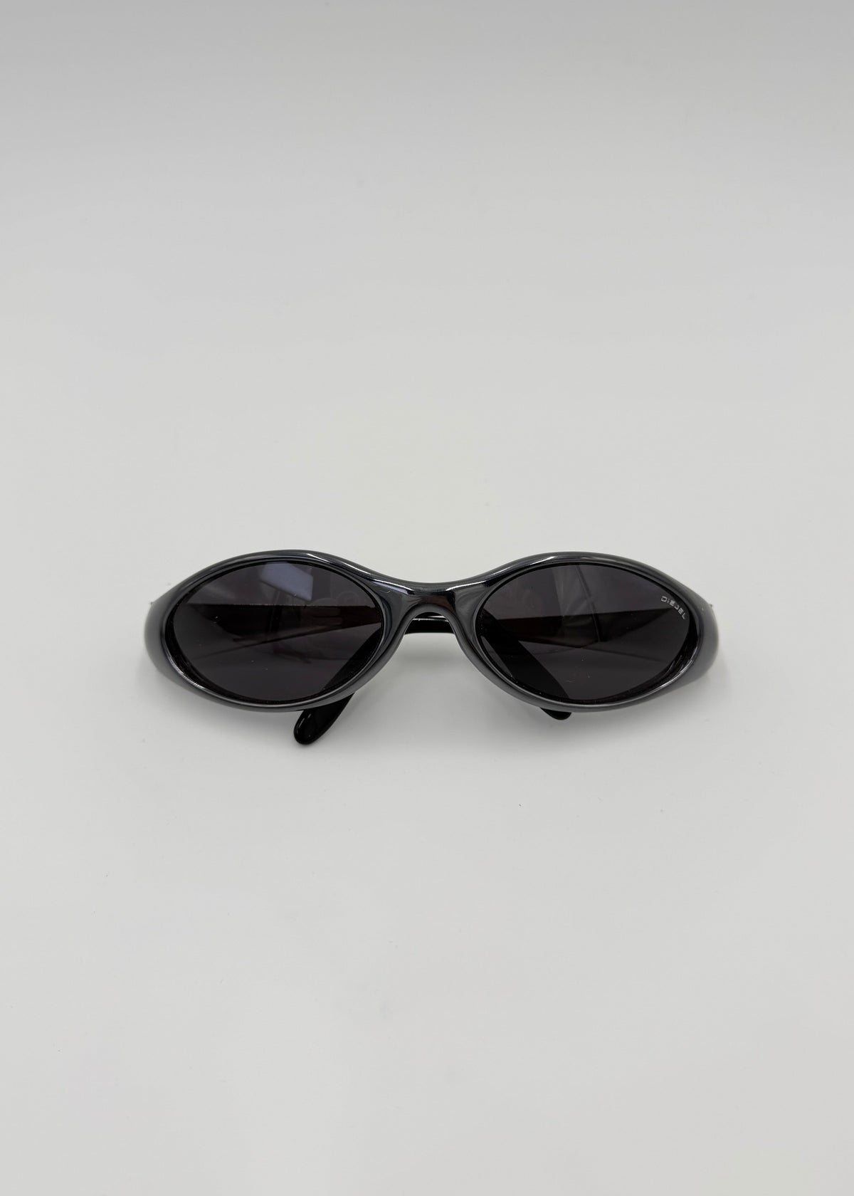 Diesel Occhiali da Sole Vintage Hangover/N Estetica Y2K Cyber Antracite - Pally Vintage Closet