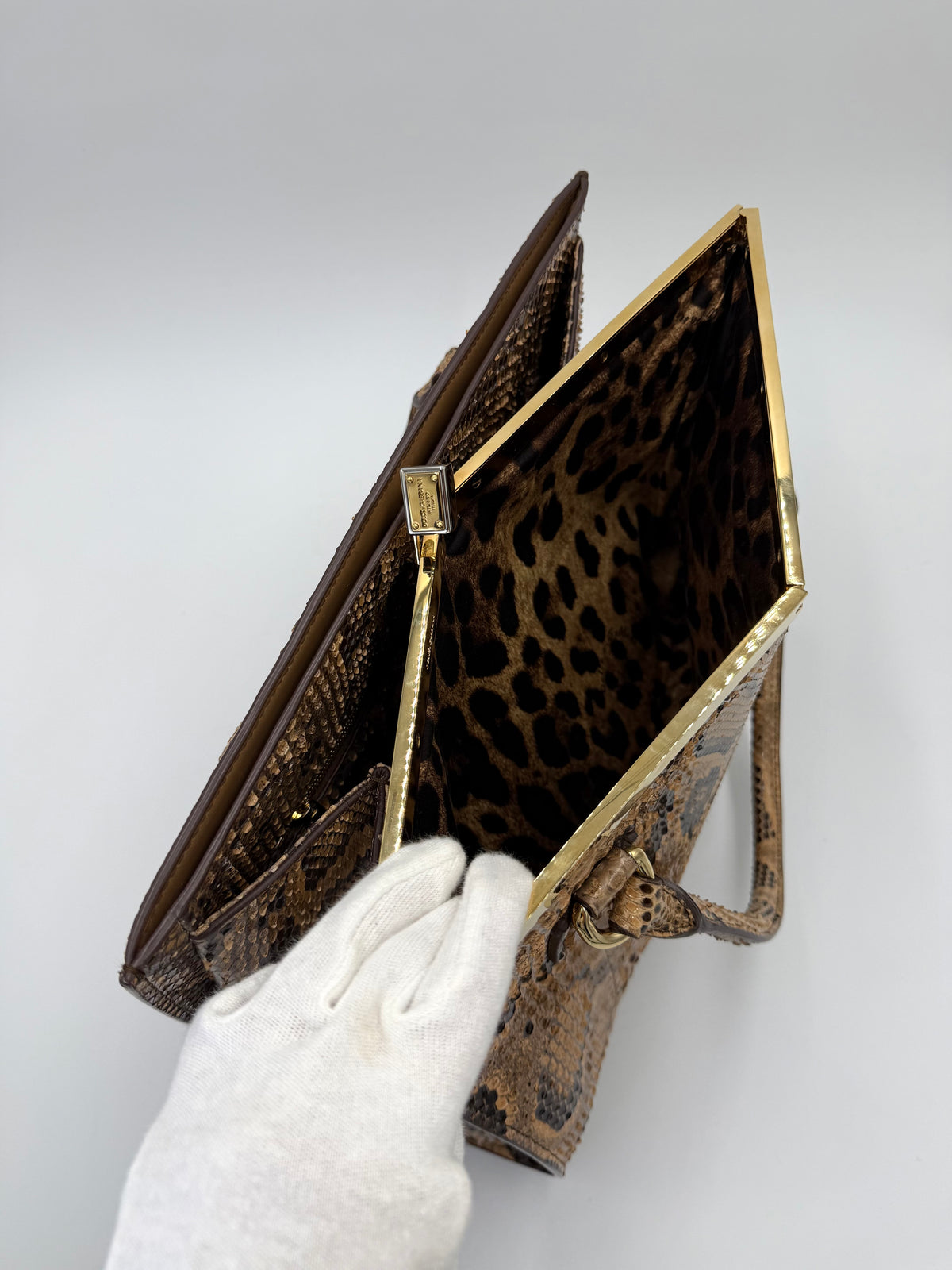 Dolce e Gabbana Borsa a Mano in Pelle di Pitone Marrone - Pally Vintage Closet