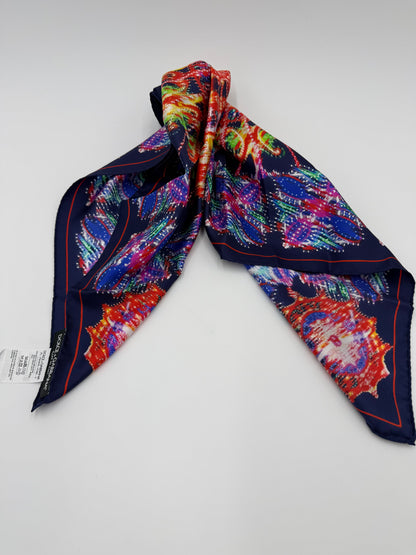 Dolce e Gabbana Foulard in Seta Edizione Limitata Luminarie Siciliane Blu - Pally Vintage Closet