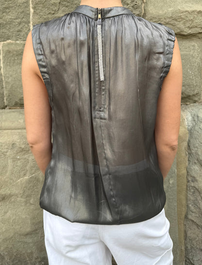 Dolce e Gabbana Top Seta Metallizzata con Spilla Floreale Argento - Pally Vintage Closet