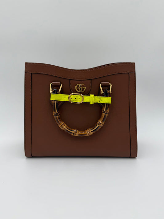 Gucci Borsa Diana Tote Media in Pelle con Manici Bamboo Marrone