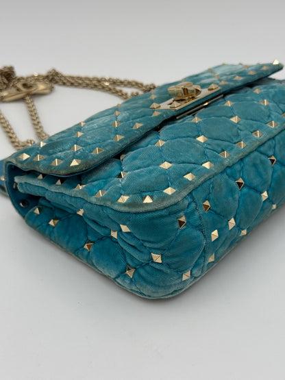 Valentino Garavani Borsa Rockstud Spike Small in Velluto Azzurro