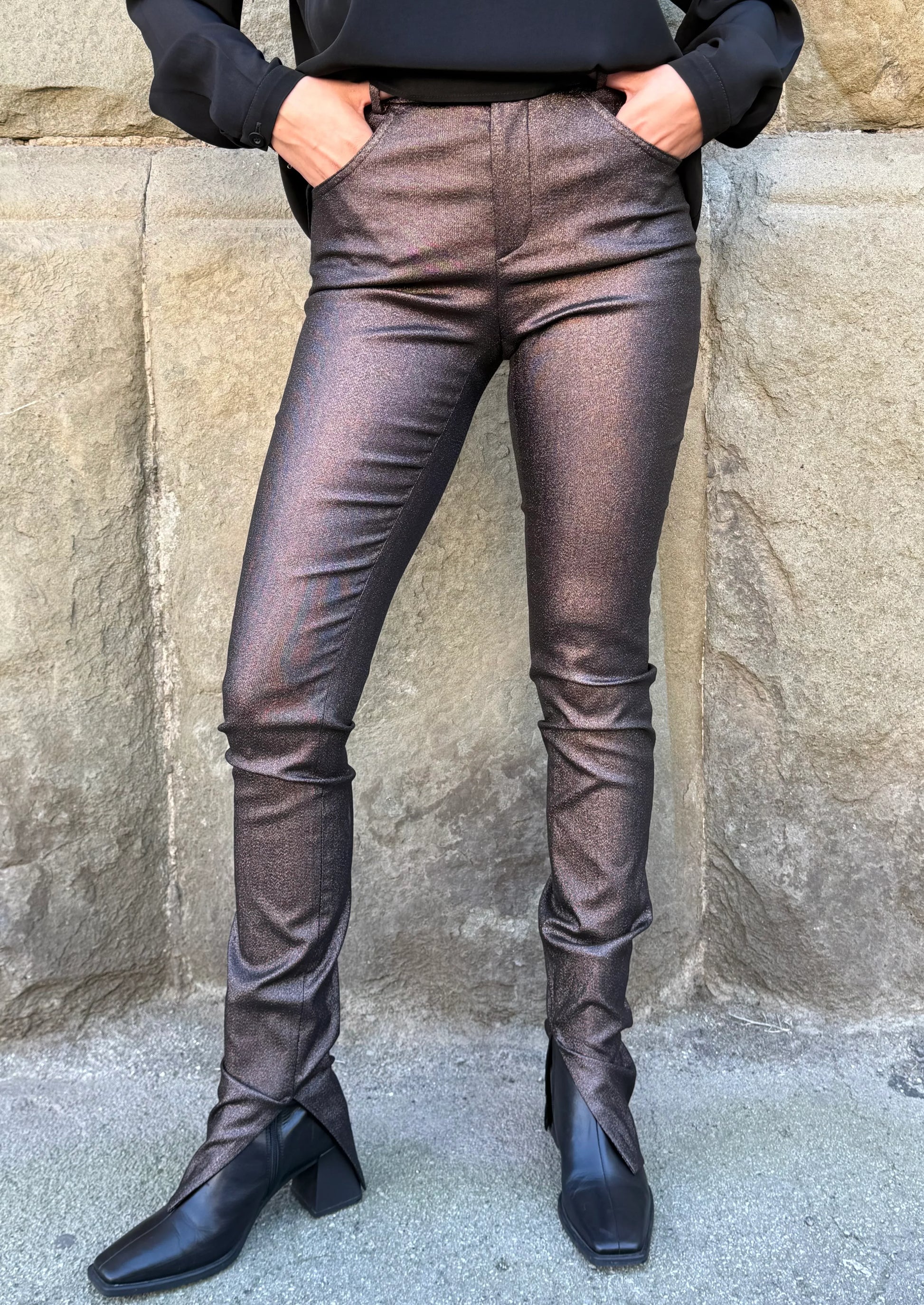 F8E91F9B-CDE5-43E3-B9D9-B055B0F8C72F - Pally Vintage Closet