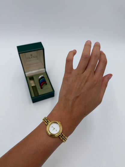 Gucci Orologio Vintage 11/12 con Ghiere Intercambiabili e Bracciale a Maglia Oro