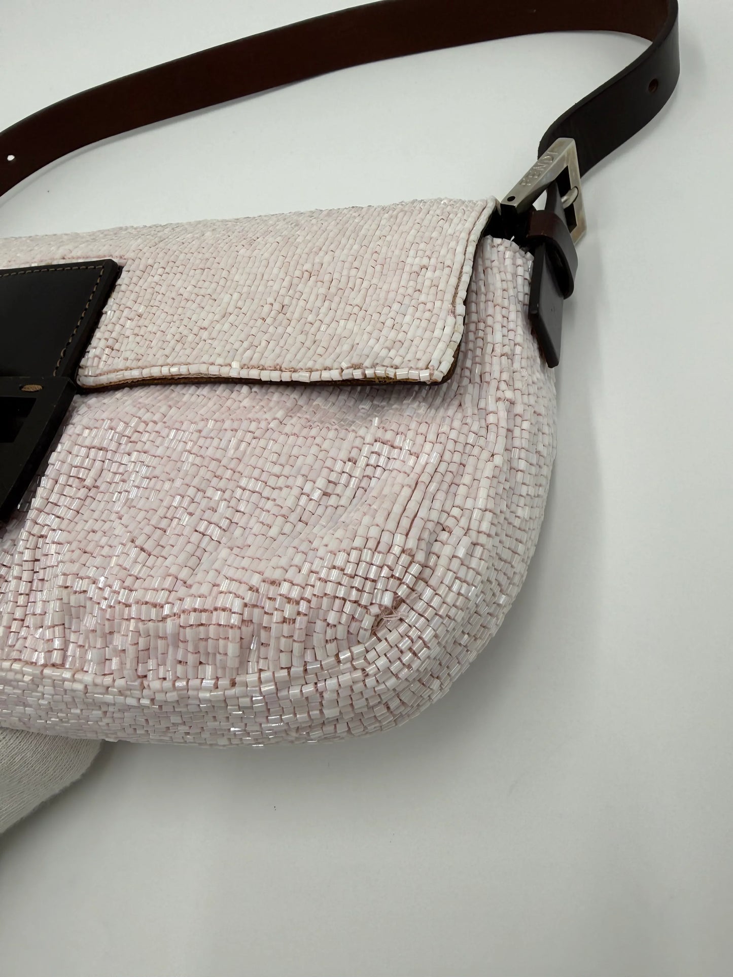 Fendi-Borsa-Baguette-Vintage-Beaded-Rosa-Cipria-e-Pelle-Dark-Brown-70377497461060 - Pally Vintage Closet