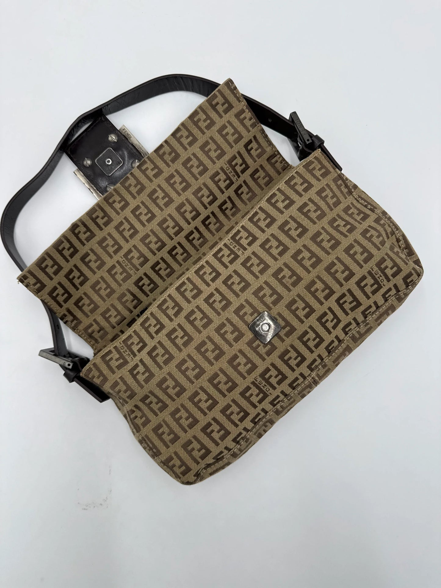 Fendi-Borsa-Baguette-Vintage-in-Tela-Zucchino-Marrone-70377477472580 - Pally Vintage Closet