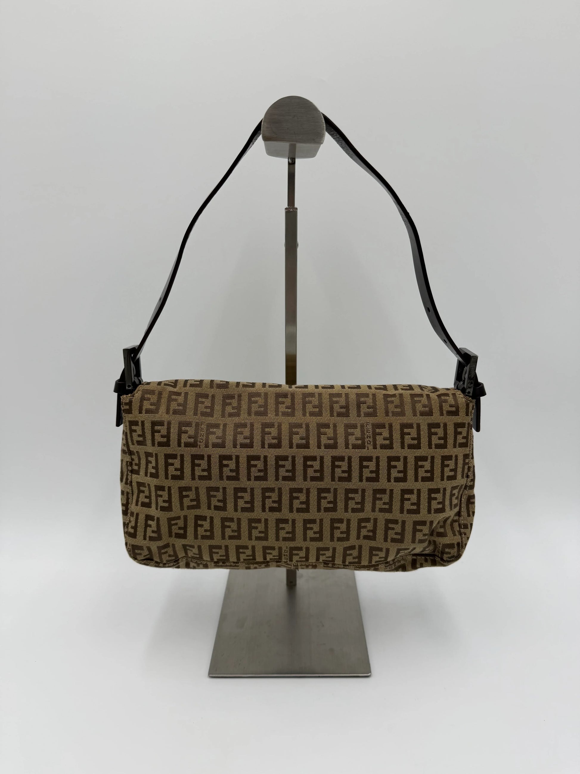 Fendi-Borsa-Baguette-Vintage-in-Tela-Zucchino-Marrone-70377477898564 - Pally Vintage Closet