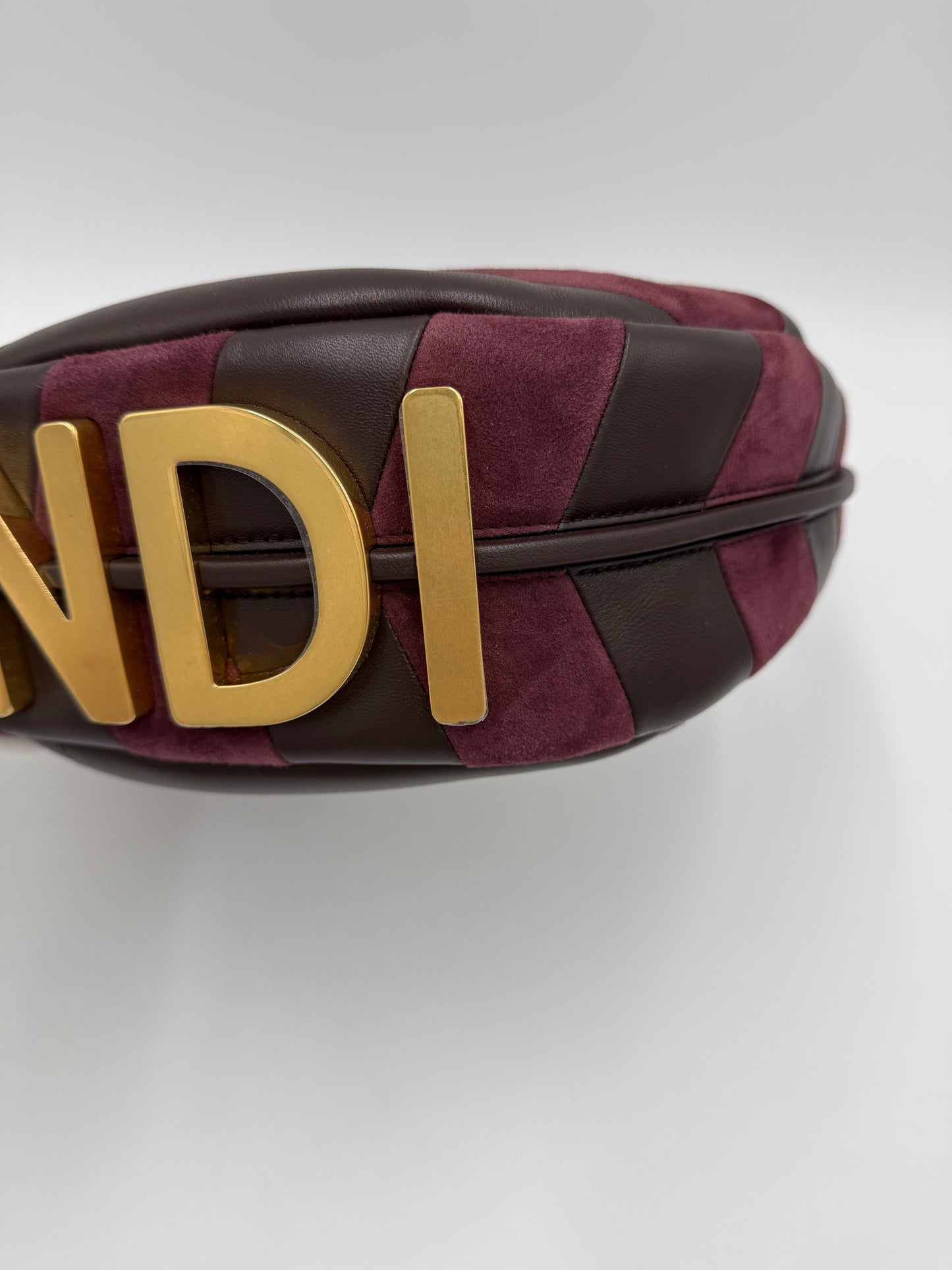 Fendi Borsa Fendigraphy Hobo in Pelle e Suede Borgogna - Pally Vintage Closet