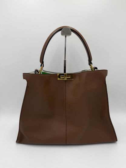 Fendi Borsa Peekaboo ISeeU Medium in Pelle Marrone con Interno Verde
